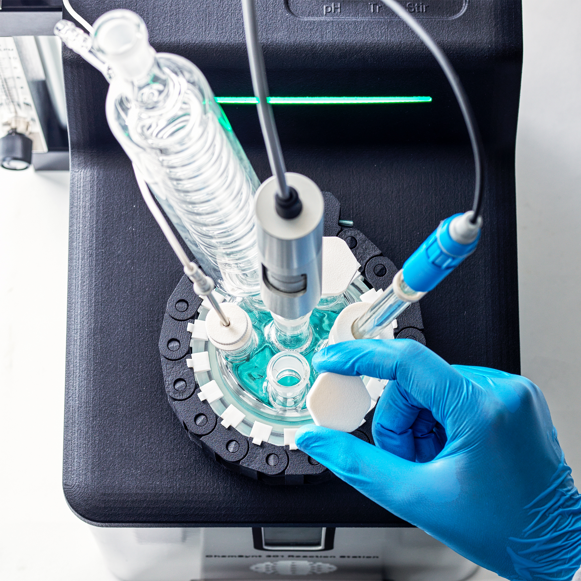 ChemSynt 301 pH monitoring and control